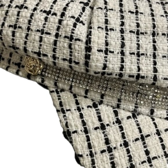 MARCUS ADLER White And Black Newsboy Style Cap With Rhinestone-Trimmed Rim NWT main image 6